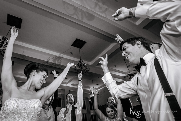 wedding at room on main dallas